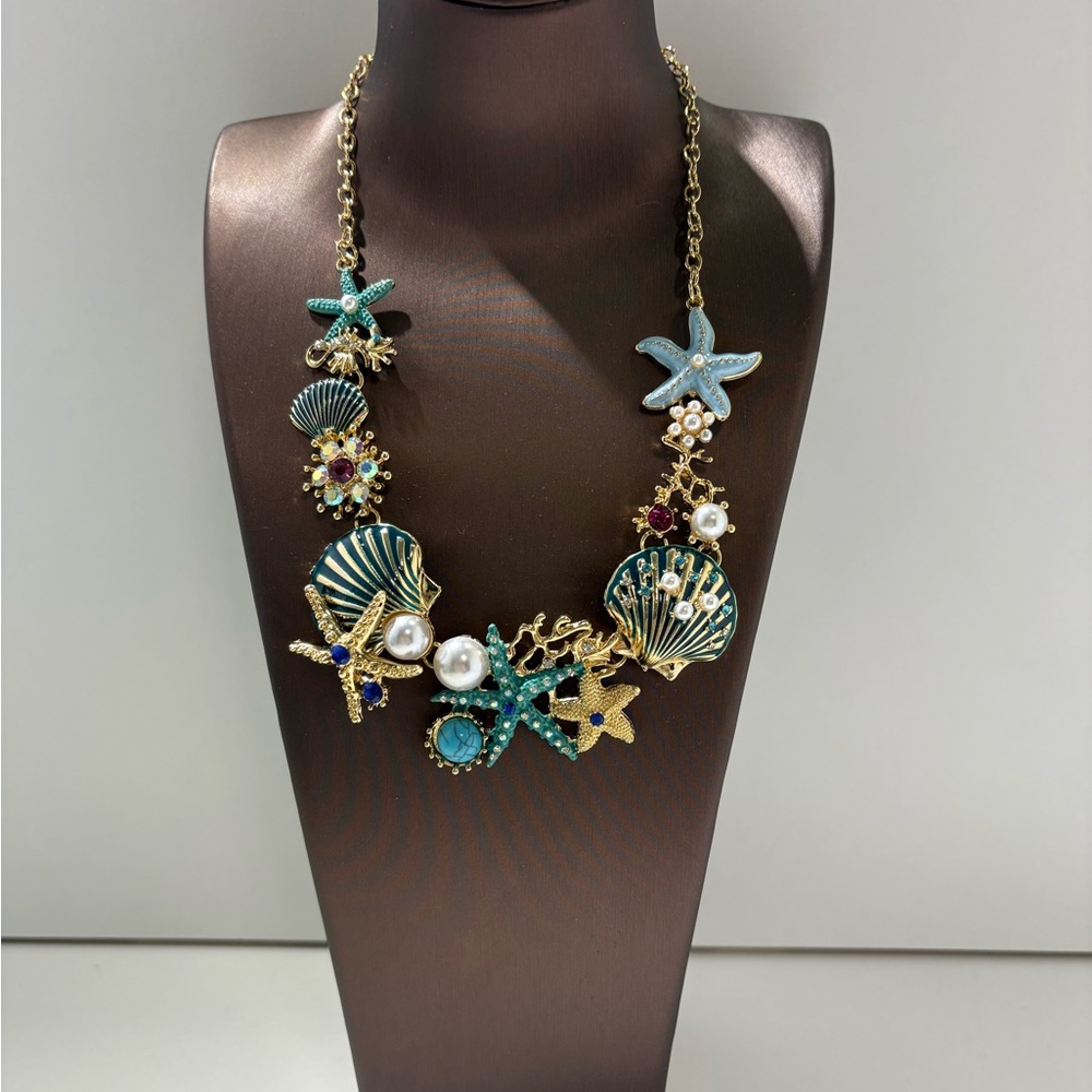 Gold and Blue Starfish Necklace - Picture 3 of 6